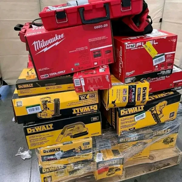 DeWALT tools pallets - Image 4